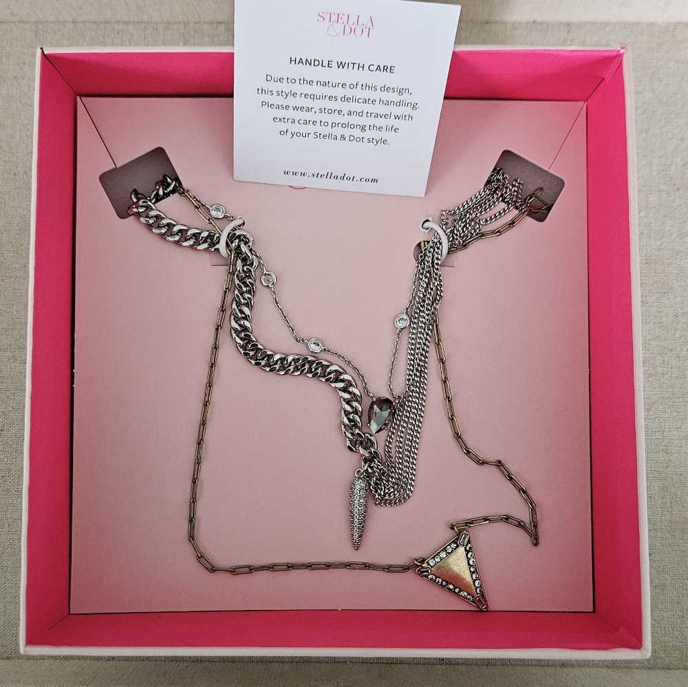 S&D Layered Heirloom Necklace (Silver)